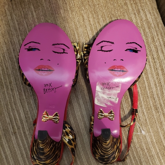Betsey Johnson Shoes - Betsey Johnson 👠Final price
